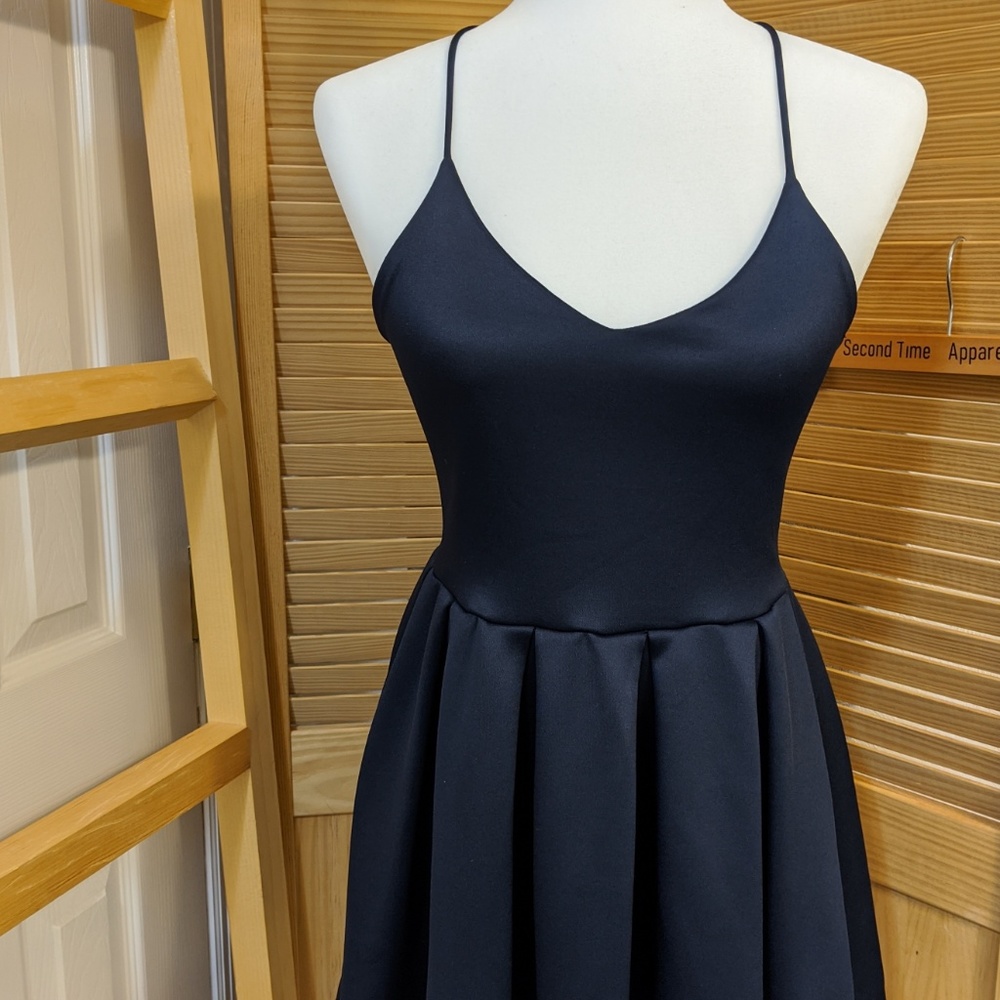 Soprano Navy Blue skate Dress - Picture 2 of 8